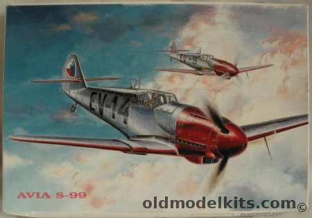 Zlinek 1/72 Avia S-99 (BF-109G-10/R2) Hungary or Czechoslovakia, A01 plastic model kit